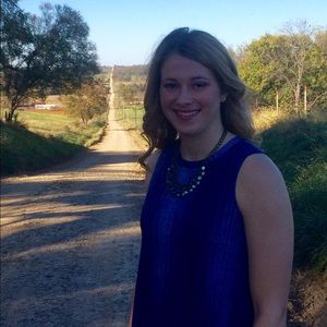 Meet your Posher, Claire